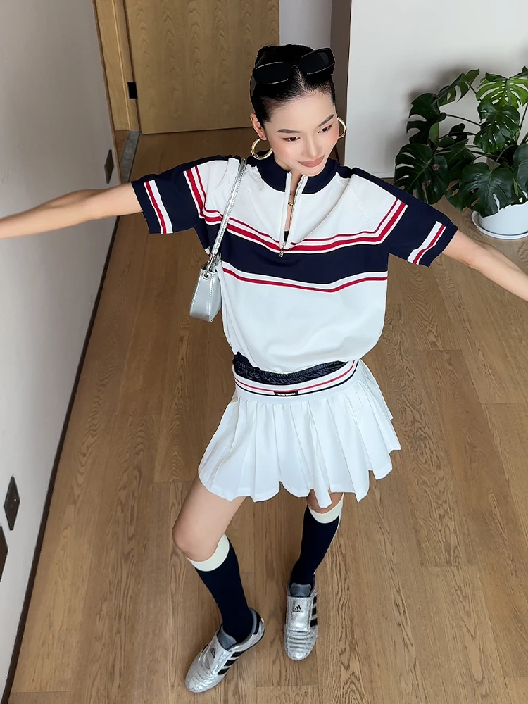 

CIZZLEMORE Fsy Ретро-комплект из двух предметов: вязаная рубашка с коротким рукавом в цветную полоску и плиссированная юбка. Летняя коллекция.