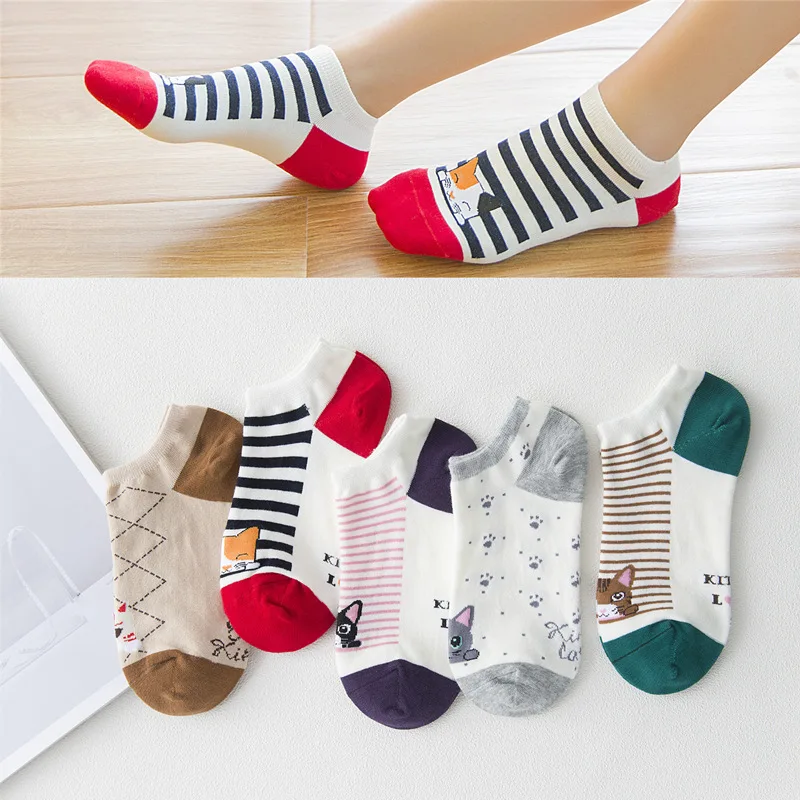 

Cotton Cartoon Cat Sweat-absorbent And Deodorant Women's Cotton Socks Japanese Style Simple And Versatile Short Socks
