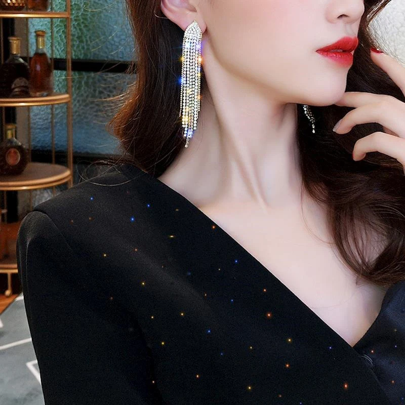 2023 New Classic Shiny Crystal Clip on Earrings Ladies Exaggerated Long Tassels Colorful Rhinestone Non Pierced Earrings Jewelry