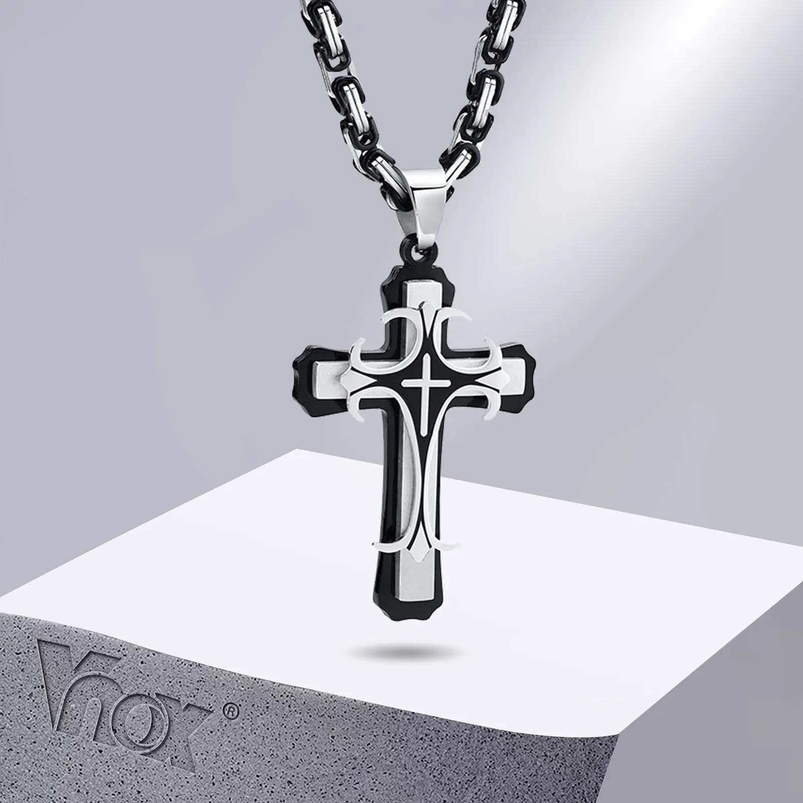 Vnox Men Cross Necklace with 4MM Byzantine Chain,Punk Rock Stainless Steel Catholic Crucifix Pendant Religious Jewelry