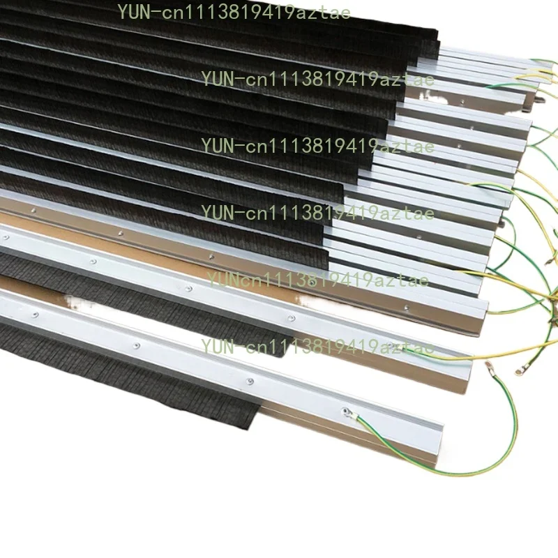 Anti-Static Wear Resistant Carbon Fiber Brush, Composite Laminator Accessory Carbon Fiber Cleaning Brush for Laminating Machine