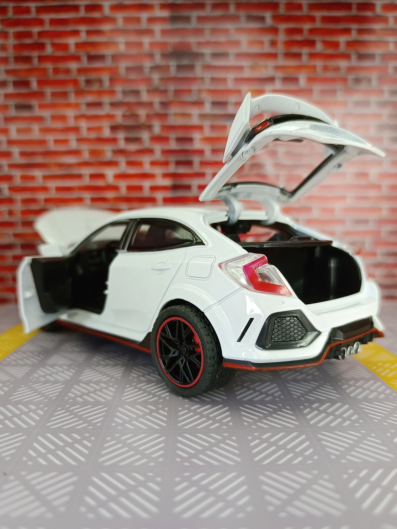 1:32 portas modelo de carro em liga Honda Civic Type-R e capô do motor, porta-malas pode ser aberto, detalhes ricos, acabamento fino