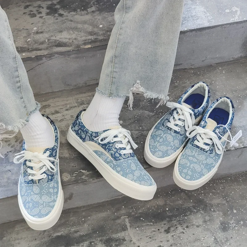 

Новая мужская парусиновая повседневная обувь, вулканизированная обувь на плоской подошве со шнуровкой, крутые уличные кроссовки на шнуровке