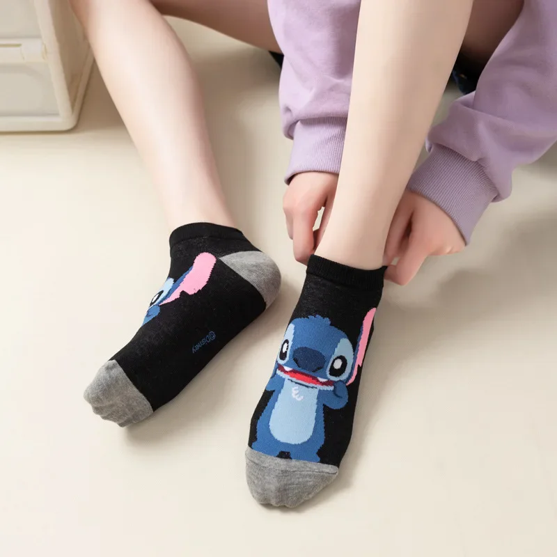 Lilo & Stitch-Calcetines náuticos transpirables, accesorios de Disney, calcetín periférico derivado de la película de Anime, cómodos, regalos de moda