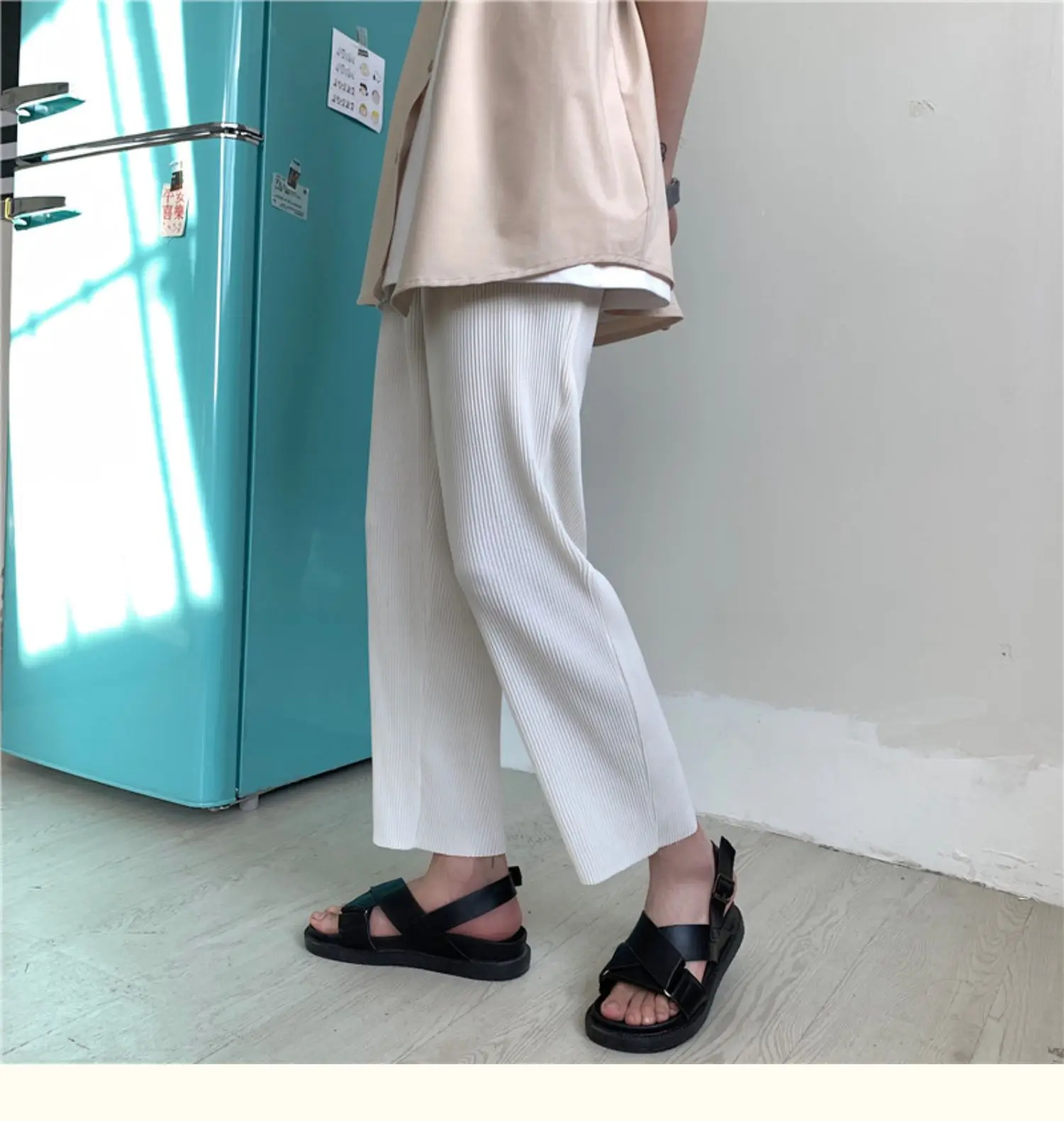 

Korean version Pleated Shirring Pants Men's NEW Fashion Elastic Waist Casual Pants Men Streetwear Ice Silk Trousers Mens Pants