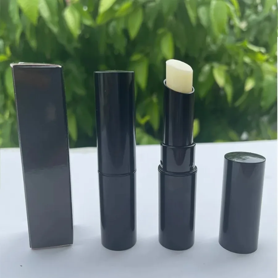 Custom 2in1 Moisturizing Lip Scrub&lip Balm Long-lasting Nourishing Exfoliating Fade Liplines Easy To Use Portable Cosmetics