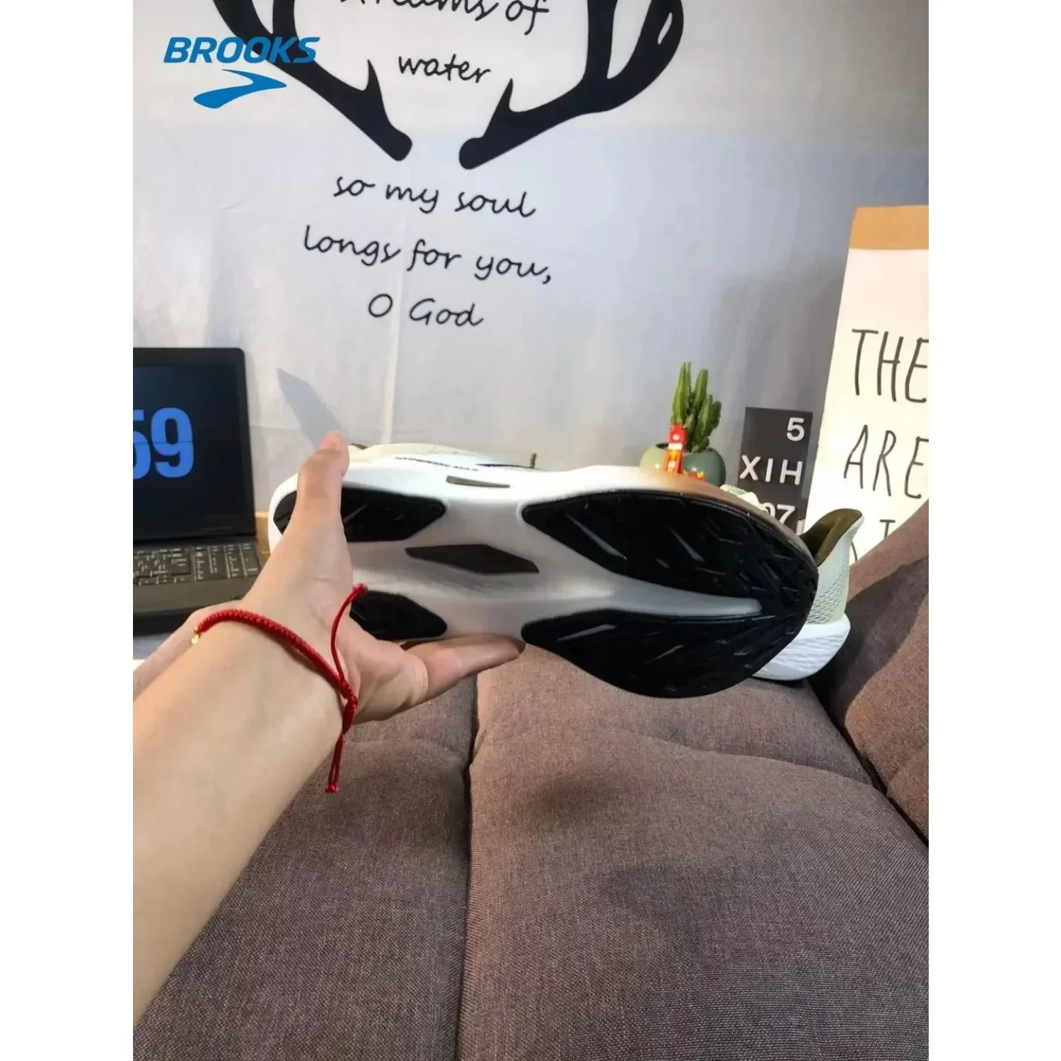 Scarpe da corsa Brooks Hyperion Max 2 - Intersuola leggera e ammortizzata per correre su strada e maratona