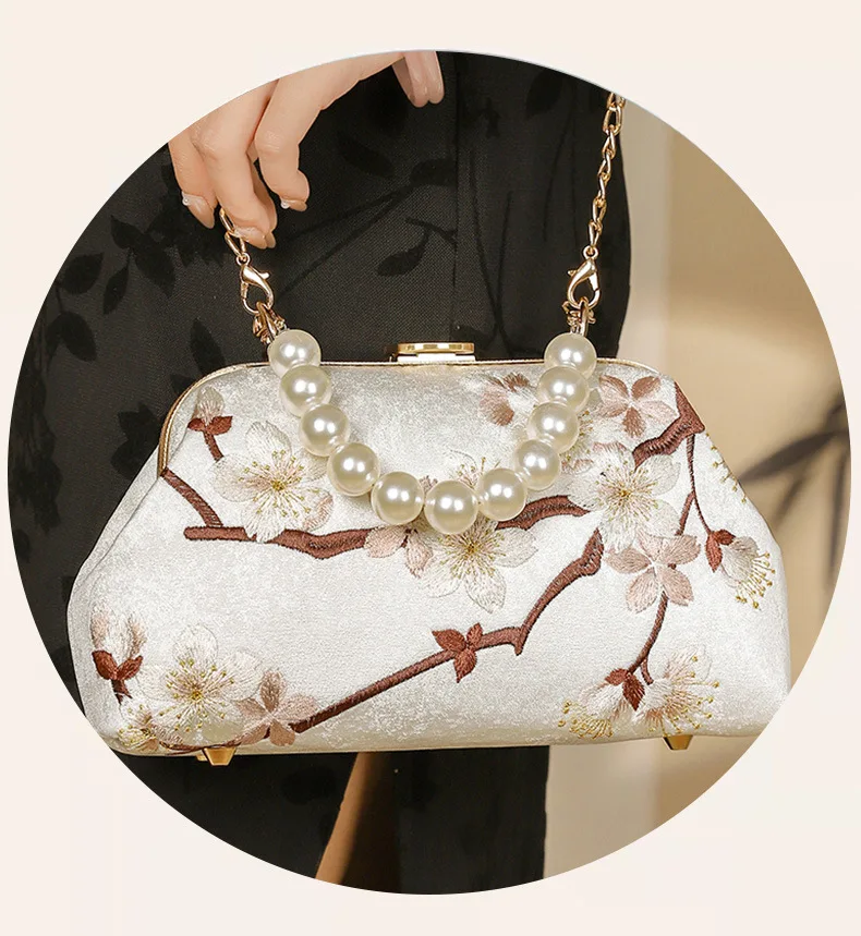 

Female Vintage Floral Embroidery Pearl Handle Medium Size Handbag 2026 Designer Victorian Chinese Style Evening Shoulder Bag