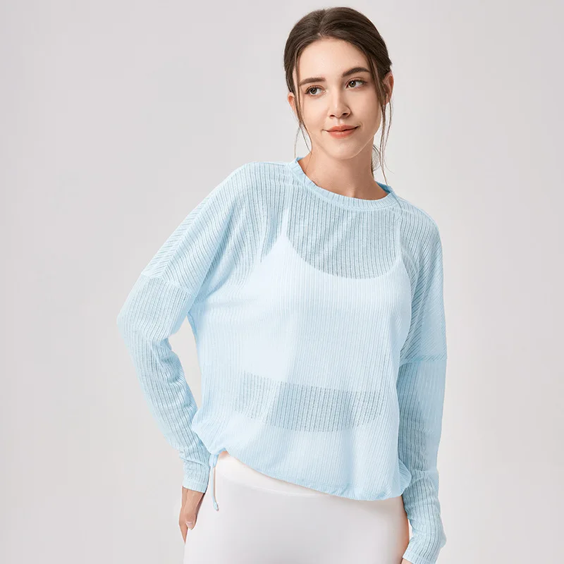 

Women's Loose-Fit Long-Sleeve Yoga Top Breathable and Flattering Outdoor Running Sports Shirt