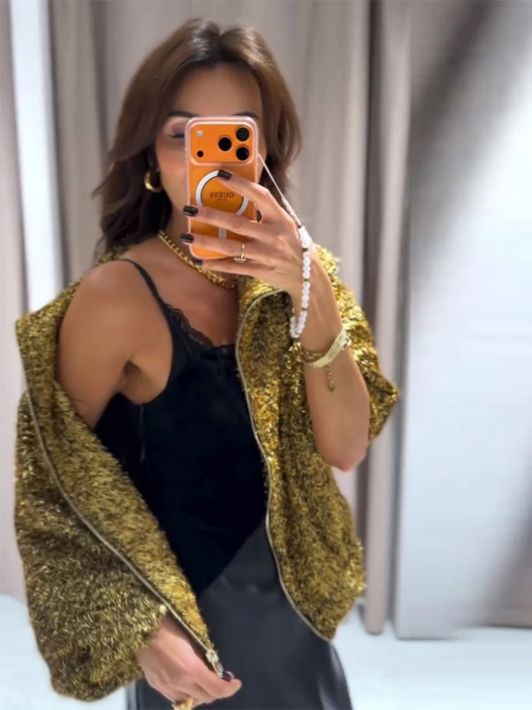 سترة نسائية ذات ياقة من الفرو الصناعي قابلة للفك معاطف نسائية ضيقة مزدوجة الصدر موضة شتاء 2025 ملابس خارجية أنيقة جديدة للسيدات في الشارع #4