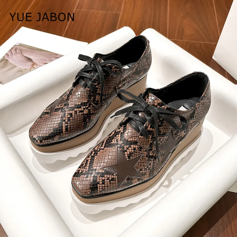 

Coffee-coloured Shoes Woman 2024 Trend Snake Pattern Stars Lace Up Casual Shoes Ladies Square Toe Chunky Wedges Platform Shoes