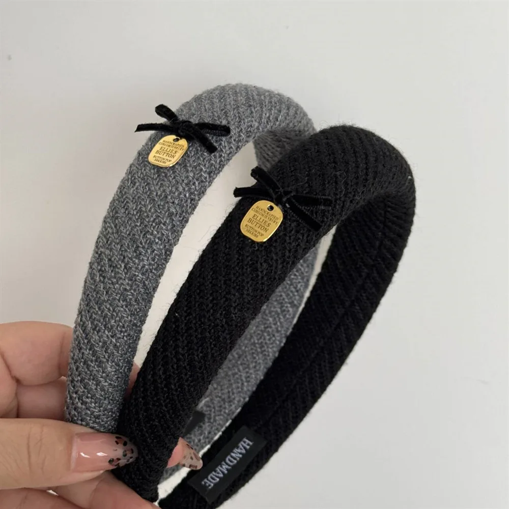 Brandneues, sanft braunes Stoff-Stirnband mit Schleife, hohe Haarspange für den Schädelbereich, einfaches Alltags-Stirnband, vielseitiges Haar-Accessoire 2025 – Detail 8