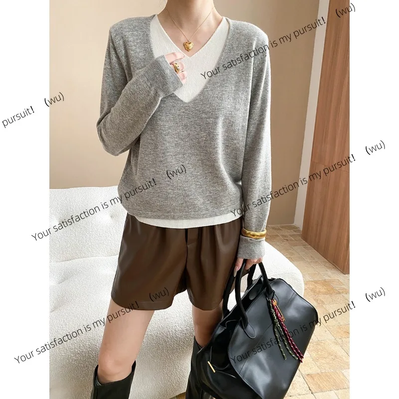 

New in early autumn, contrasting colors in design, fake two-piece V-neck loose and thin lazy knitted sweater