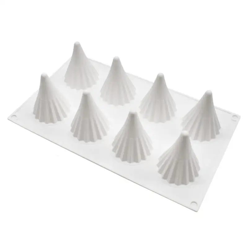 Christmas Tree Molds 8-Cavity Christmas Candle Moulds 3D Mold Easily Demoulding Christmas Trees Patterns Enjoy Your DIY