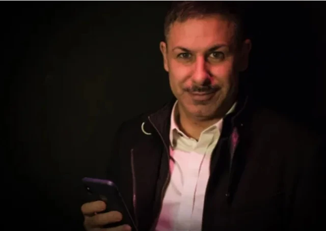 

Gianluigi Razzovaglia – Magic Phone - Magic tricks (Instant Download)