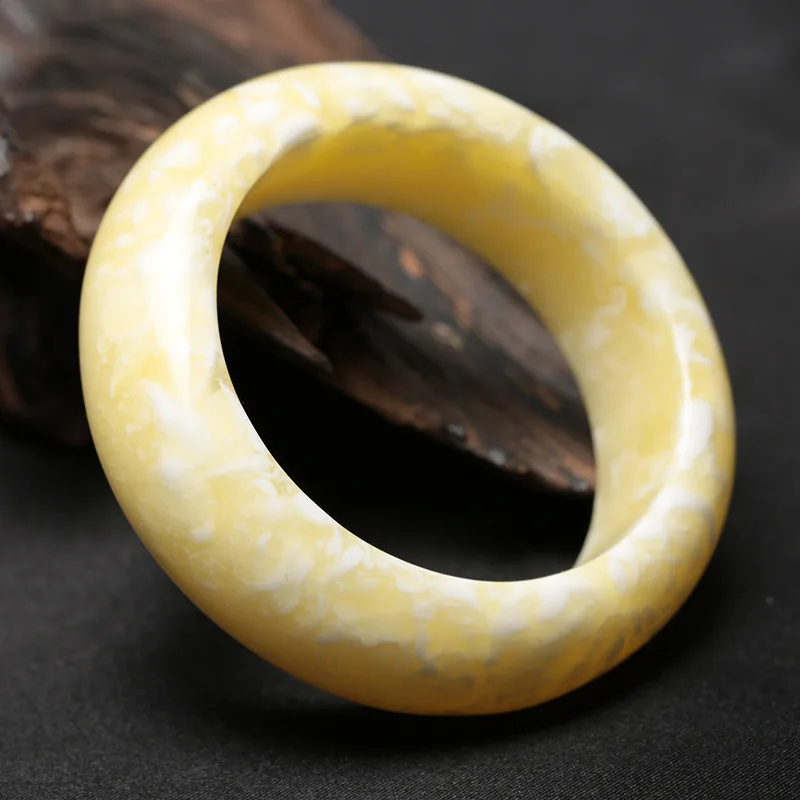 Live Broadcast Supply Old Beeswax Bracelet Chicken Oil Yellow Amber White Honey Bracelet Women's Widened Thickened Bracelet Brac