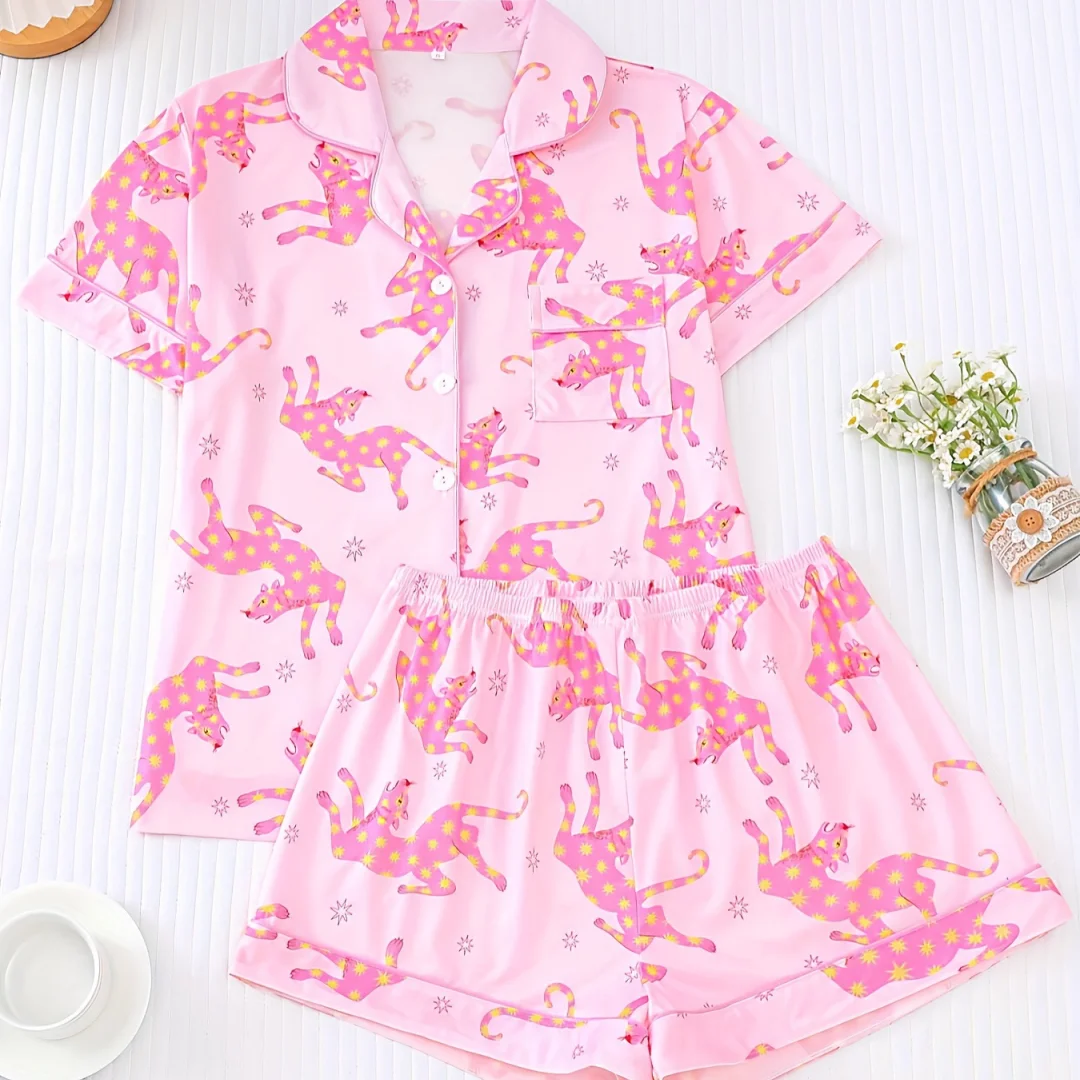 

Пижамы на тему животных розового цвета с принтом гепарда, кота, котенка, шорты с короткими рукавами и лацканами, одежда для дома, комплект домашней одежды, подарки для женщин