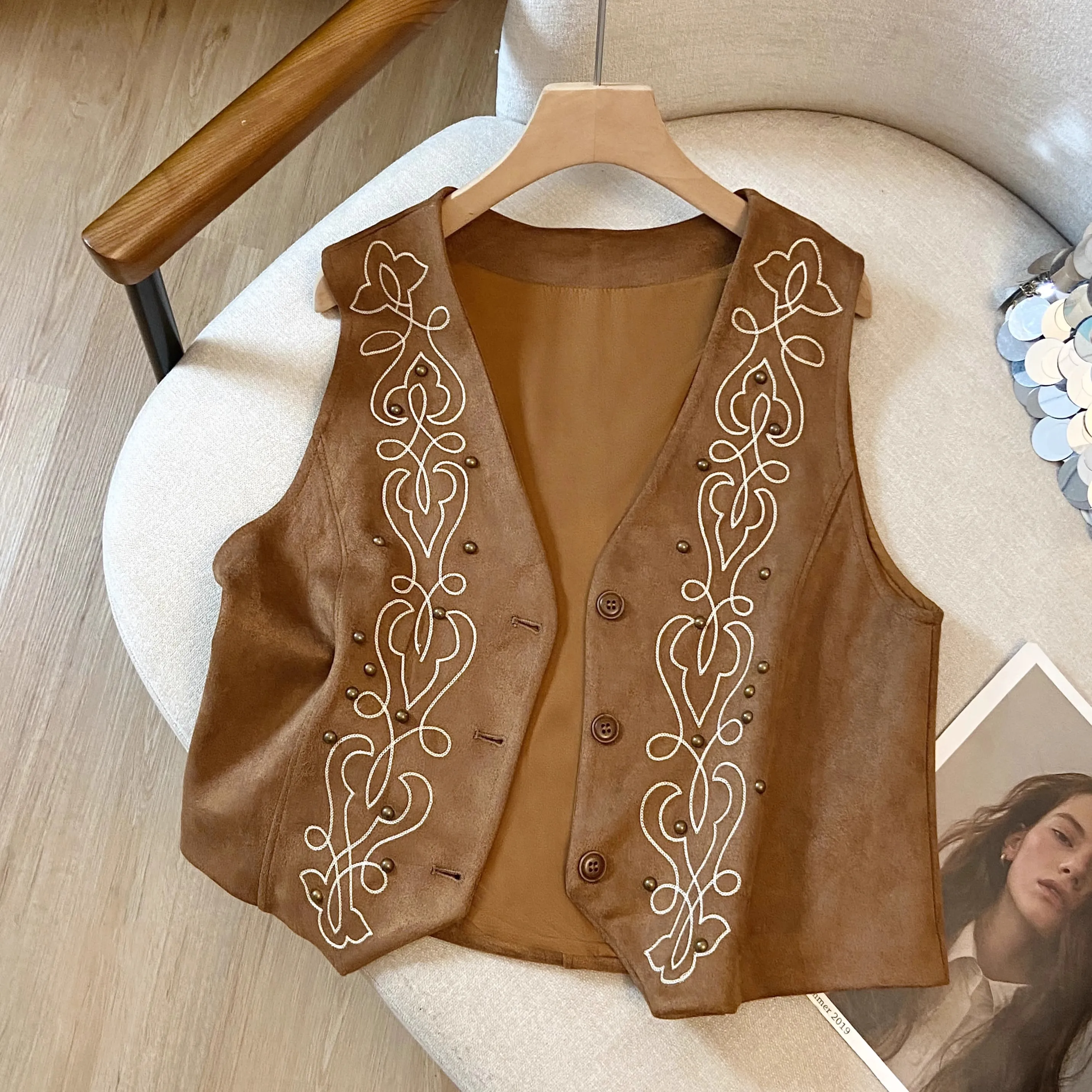 Chaleco de Mujer Estilo Urbano, Vintage, Marrón, Tejido, Bordado, con Remaches, Estilo Viajero, Cárdigan Abierto, Informal, Elegante