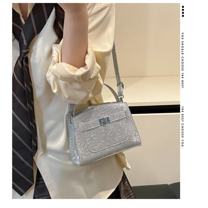 

Fashionable Trendy Casual Mini Clutch Bag With Letter Logo For Women Leisure Business Stylish Simple Design