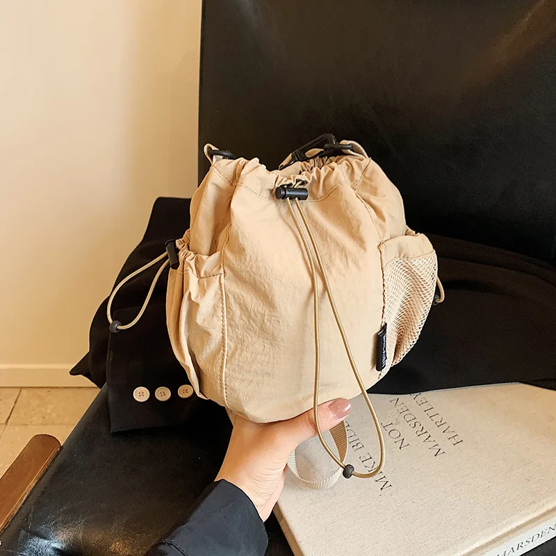 bolsa-balde-com-cordao-para-mulheres-cor-solida-grande-capacidade-nylon-bolsa-crossbody-com-alca-ajustavel-bolsa-de-ombro-para-meninas