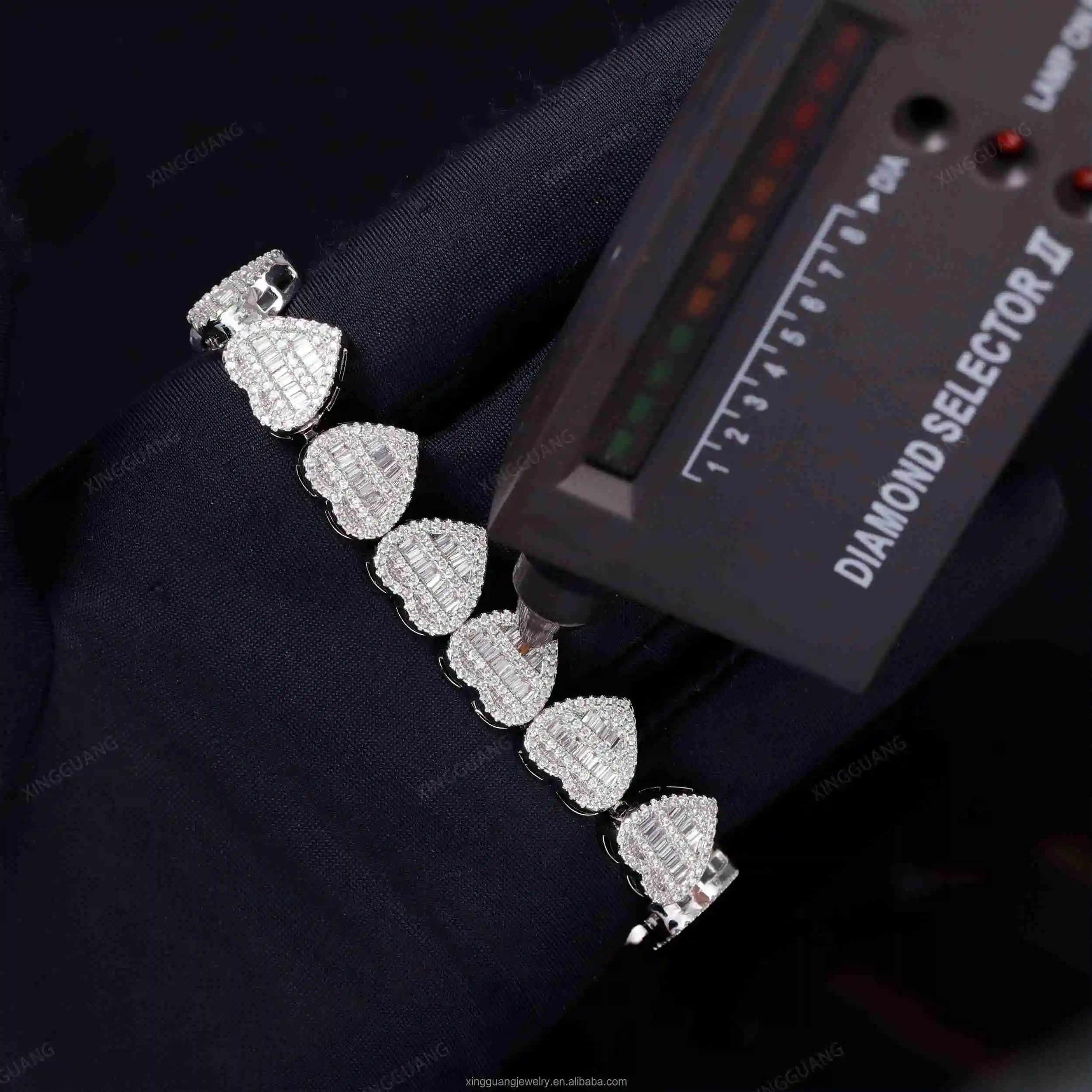 XG Pass Diamond Tester Heart Shape Bracelets Iced Out Moissanite Cuban Silver Gold Plated Vvs Moissanite，