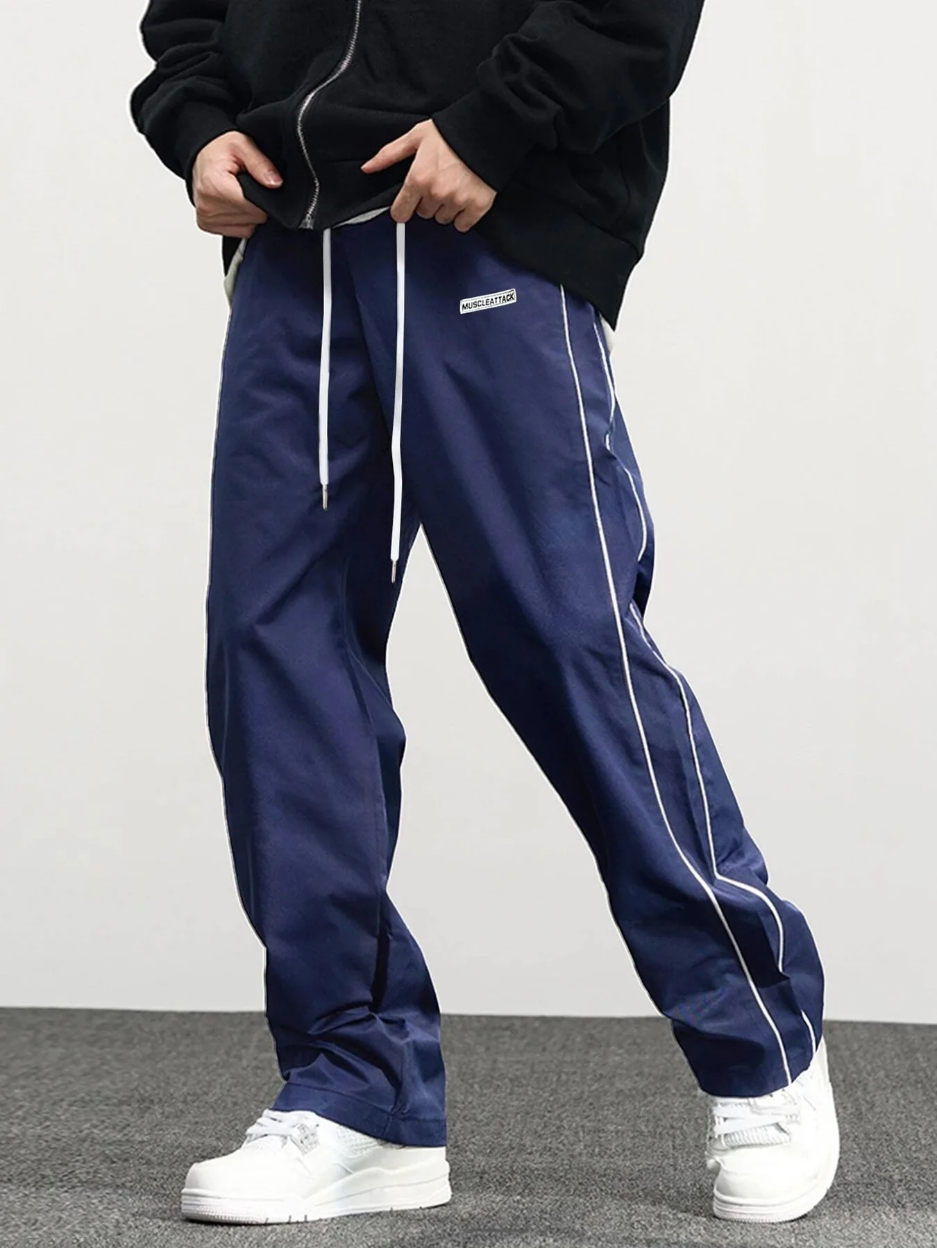 

Men's Tapered Joggers High Street Utility Cargo Pants Side Stripes Drawstring Waist for Casual Streetwear Athleisure Trousers