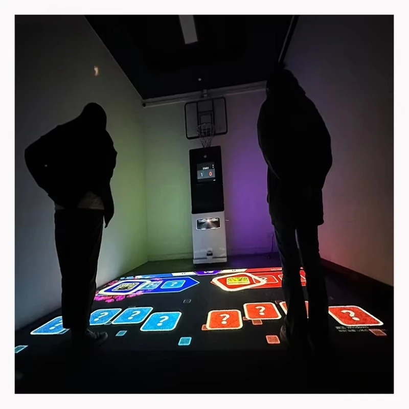 Augmented Reality Interactive Projection System All In One Mobile Interactive Floor Projection Game Machine for Playground