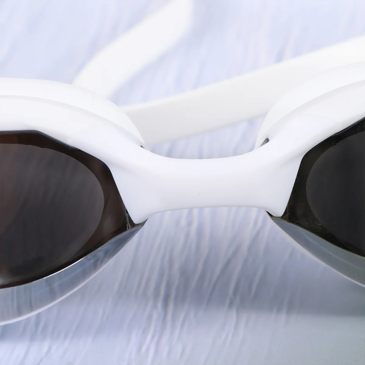 

1Pcs Professional Swimming Glasses Waterproof Anti Fog Adjustable Straps Comfortable Swim Goggles Adult Swimming Equipment