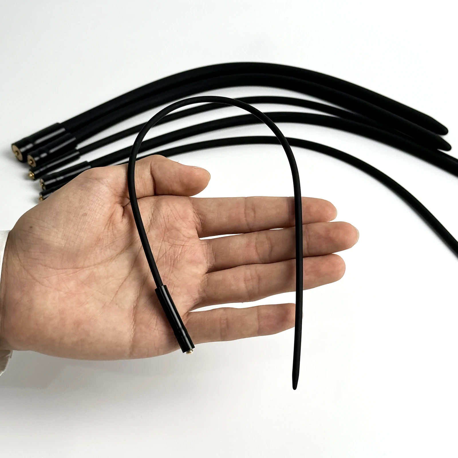 تحفيز كهربائي موسع الإحليل صدمة الحصان العين قضيب سيليكون لعبة استثارة القضيب الديك الكهربائية تحفيز العلاج لعبة جنسية للمساج