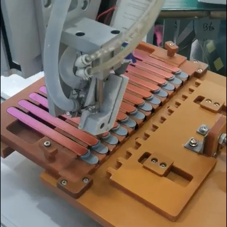 عصا تدليك كهربائية محمولة للاستخدام المنزلي قابلة لإعادة الشحن للعناية بالعين أدوات شد تهتز سونيك لجهاز رفع العناية بالبشرة #4