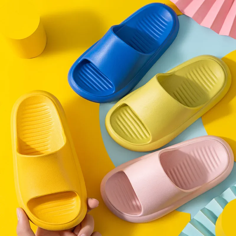 Zapatos de baile antideslizantes para niños y niñas, calzado de verano para la playa y el baño, suela suave, 2024