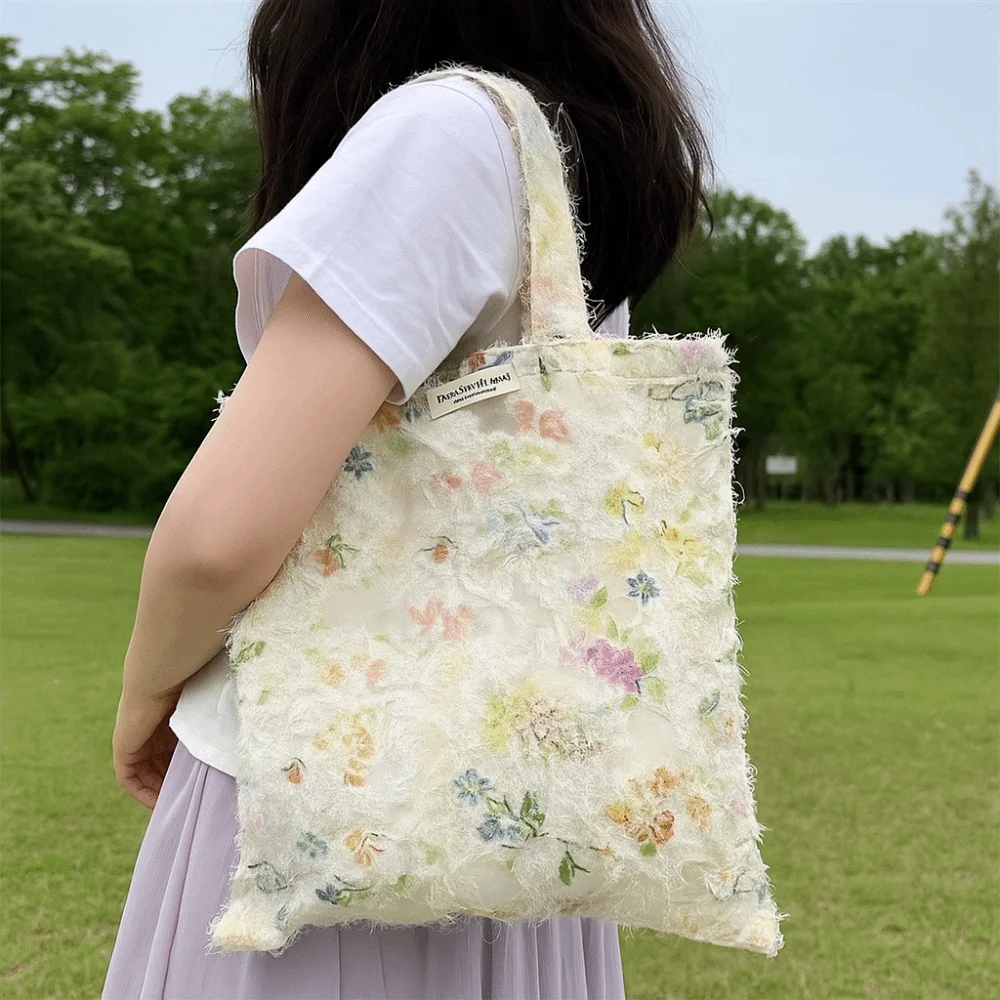 Fashion Sweet Dopamine Flower Bag Large Capacity Elegant Lace Shoulder Bag Korean Style Tote Fairy Underarm Bag Travel