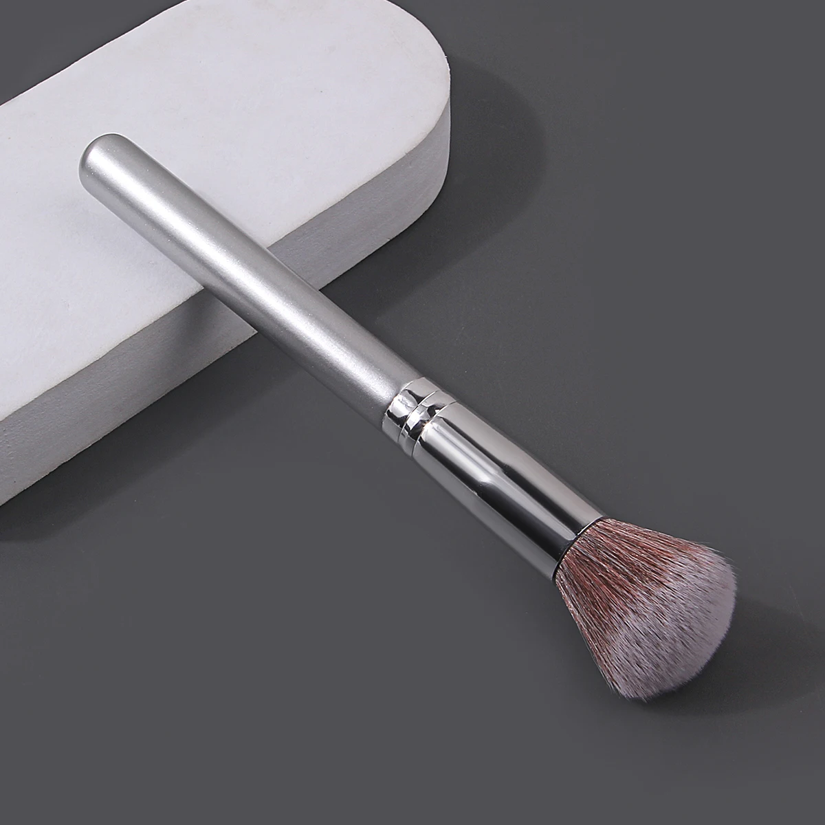 1 piece silver loose brush setting honey brush beginner's wooden handle soft bristle portable makeup brush beauty tool