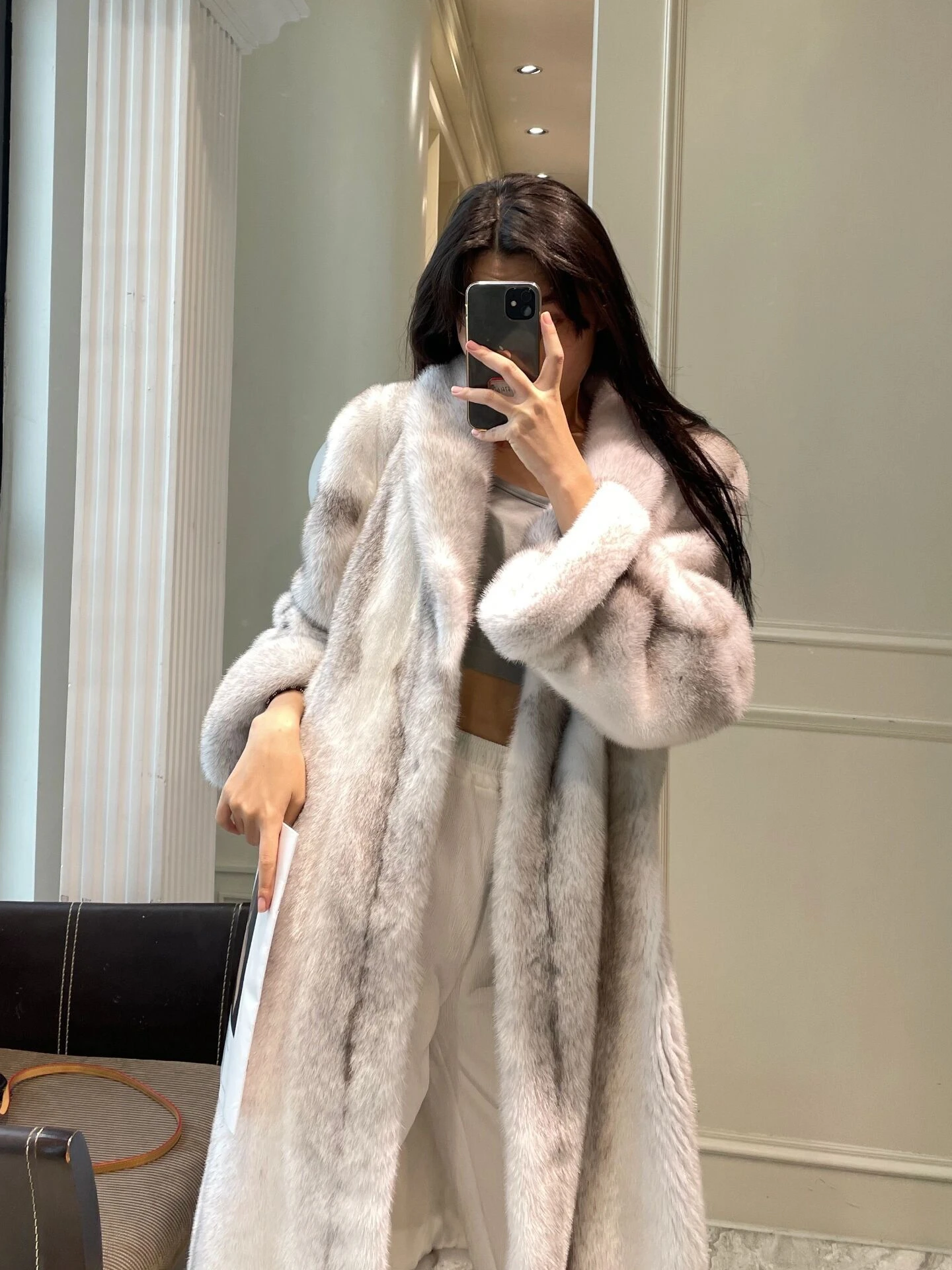 Ladies Eco-friendly Mink Coats Women\'s 2024 Winter New Cross Mink Warm Whole Mink High-end Long Fur Jacket Feminine Faux Fur