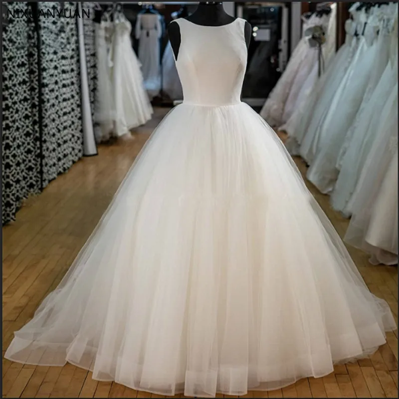 

Ball Gown Wedding Dress 2023 Satin Tulle Skirt Floor Length Scoop Bridal Gown Dresses Plus Size Wedding Dresses