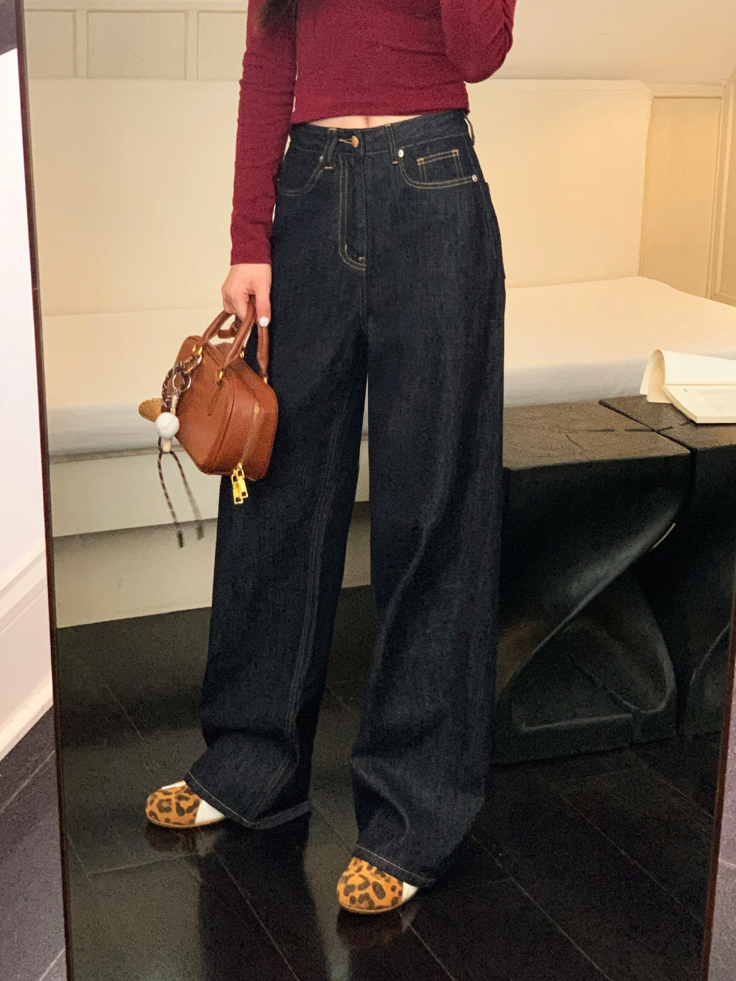 

Pusumede Modern Vintage Wide Leg Jeans Women Loose Slimming Drapey Straight Floor-Length Pants High Waist Loose Fit