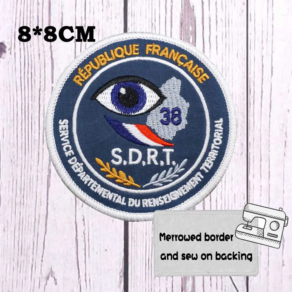 جمهورية فرنكايز خدمة وزارة الدفاع دو renseigmem تكتيكات المطرزة التصحيح هوك وحلقة خياطة على شارة عسكرية التطريز
