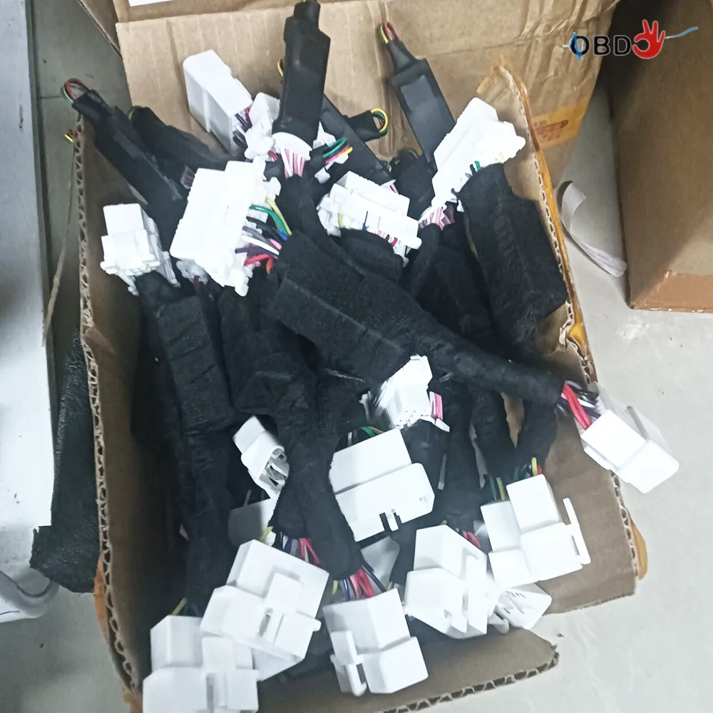 سيارة 17 أرقام VIN Simulator تعمل مع إطلاق اللوحي أو Android APP تعديل رقم الإطار وحدة Obd محاكي EOBD