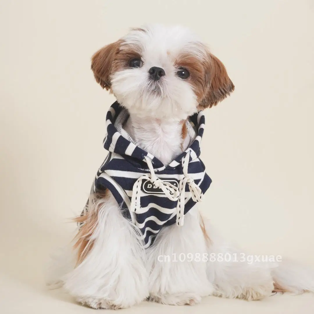 

Dog Clothes Pet Autumn and Winter Fadou Schanery Bears Xi Shi Small Dog Retro Hoodie Sweater