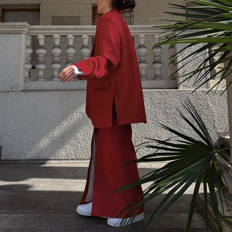 Immagine 4: Completo elegante da donna europeo e americano, casual da lavoro, con gonna lunga a spacco e blazer a maniche lunghe con risvolto, di alta gamma.