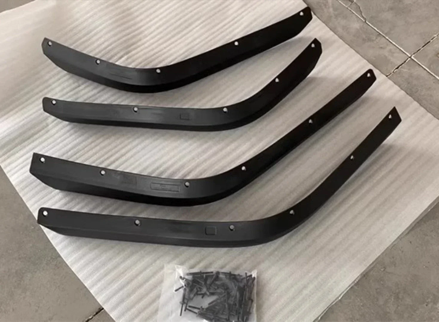 Body Kit Eyebrow Protector Mudguard Sticker Eyebrow Fender for Jeep Wrangler JL 2018-23 modified Auto Accessories