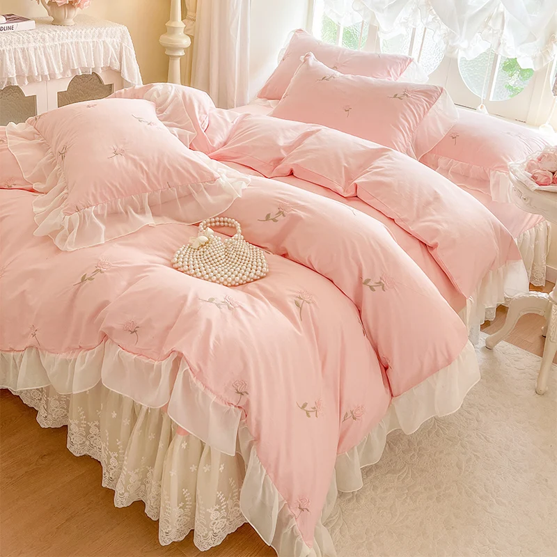 100% Cotton Rose Embroidery French Princess Lace Ruffles Bedding Set Duvet Cover Set Lace Bed Sheet Bed Skirt Pillowcases 4Pcs