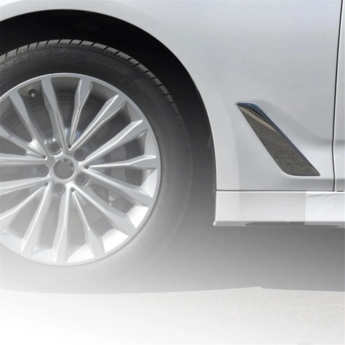 

1Pair Car Body Fender Trim Strip for BMW 5 Series G30 G31 G38 2018-2022 51137349593 51137349594Side Air Vent Cover B-A51K