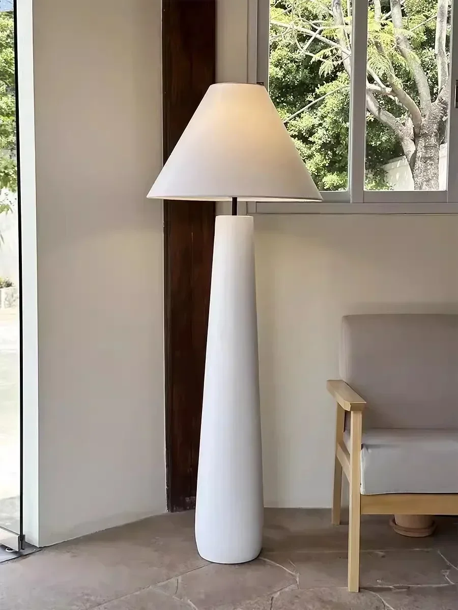 Luxury Nordic Creative Simple Standing Lamp Italian Mushroom Floor Lamp Living Room Bedroom Floor Lamp Designer Sample Room