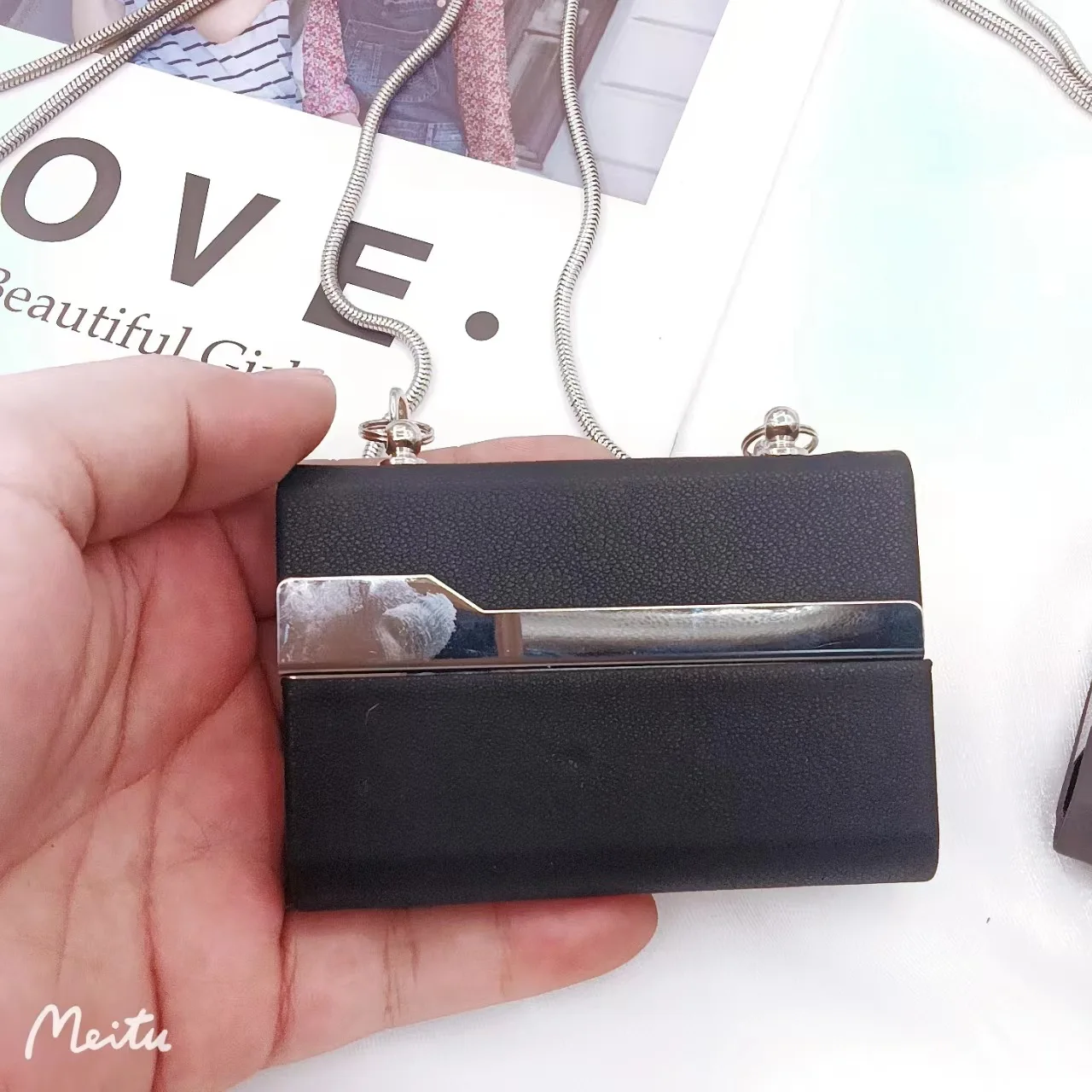 Mini Crossbody Metal Silver Edge Card Bag for Women Fashion Metal Chain Small Square Bag Designer Shoulder Bag Accessories