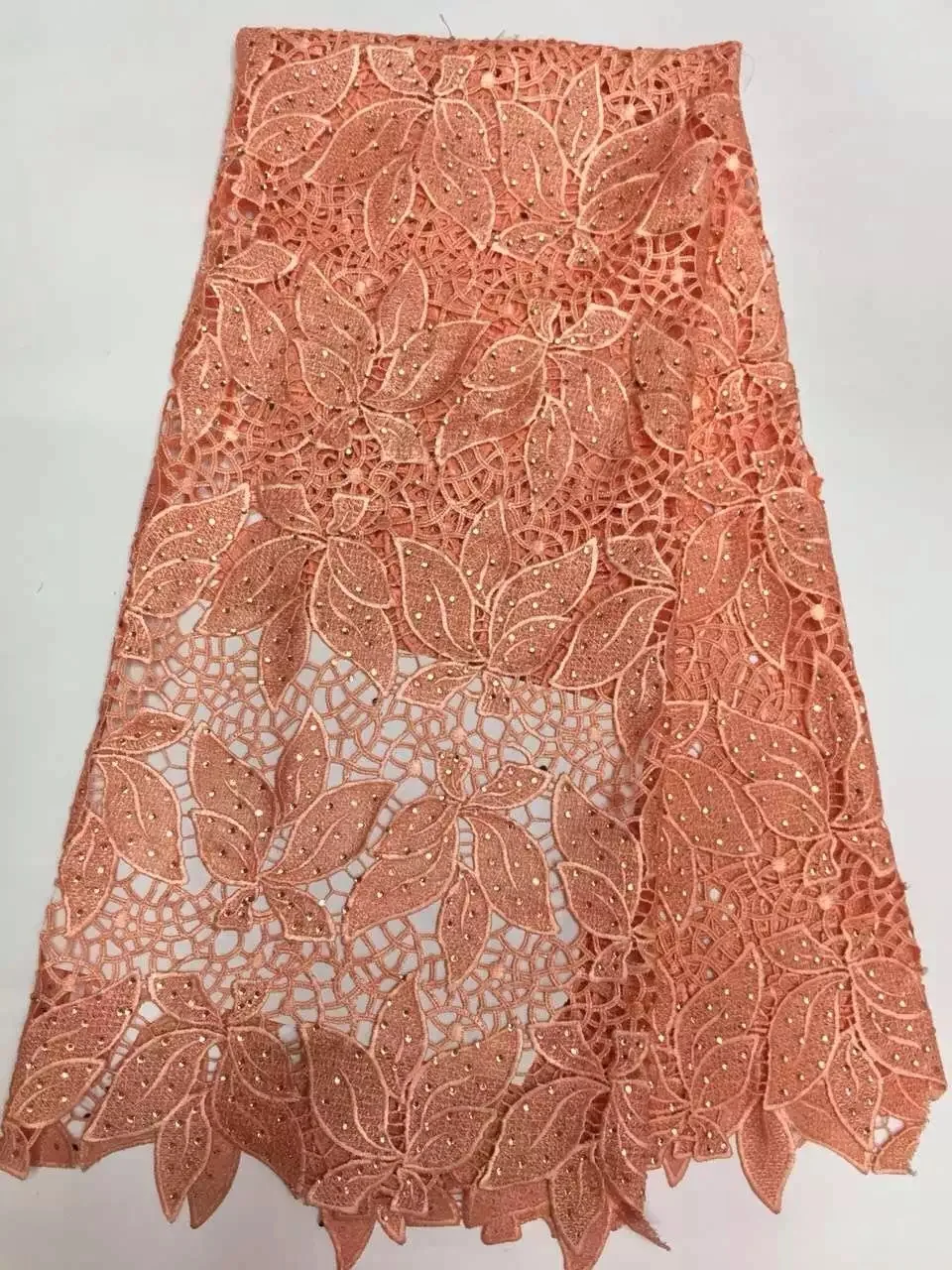 

Latest design african cord lace for wedding.High quality french lace fabric.Wholesale price african guipure lace fabric R6693