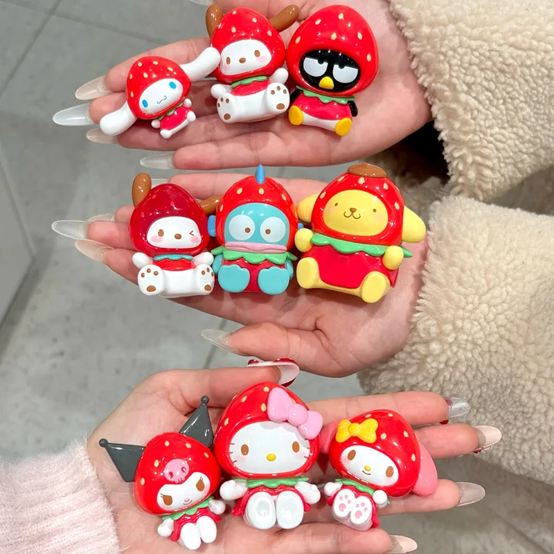 

Sanrio Family Strawberry Candy Series Mini Blind Box hellokitty Keychain Cute Bead Cartoon Backpack Charm Gift Anime Fans