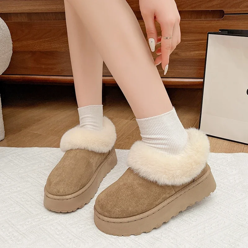 Stivaletti caldi da donna invernali Nuovi stivali da neve con piattaforma semplice per le signore Tendenza causale Scarpe di cotone moda da donna pelose pelose