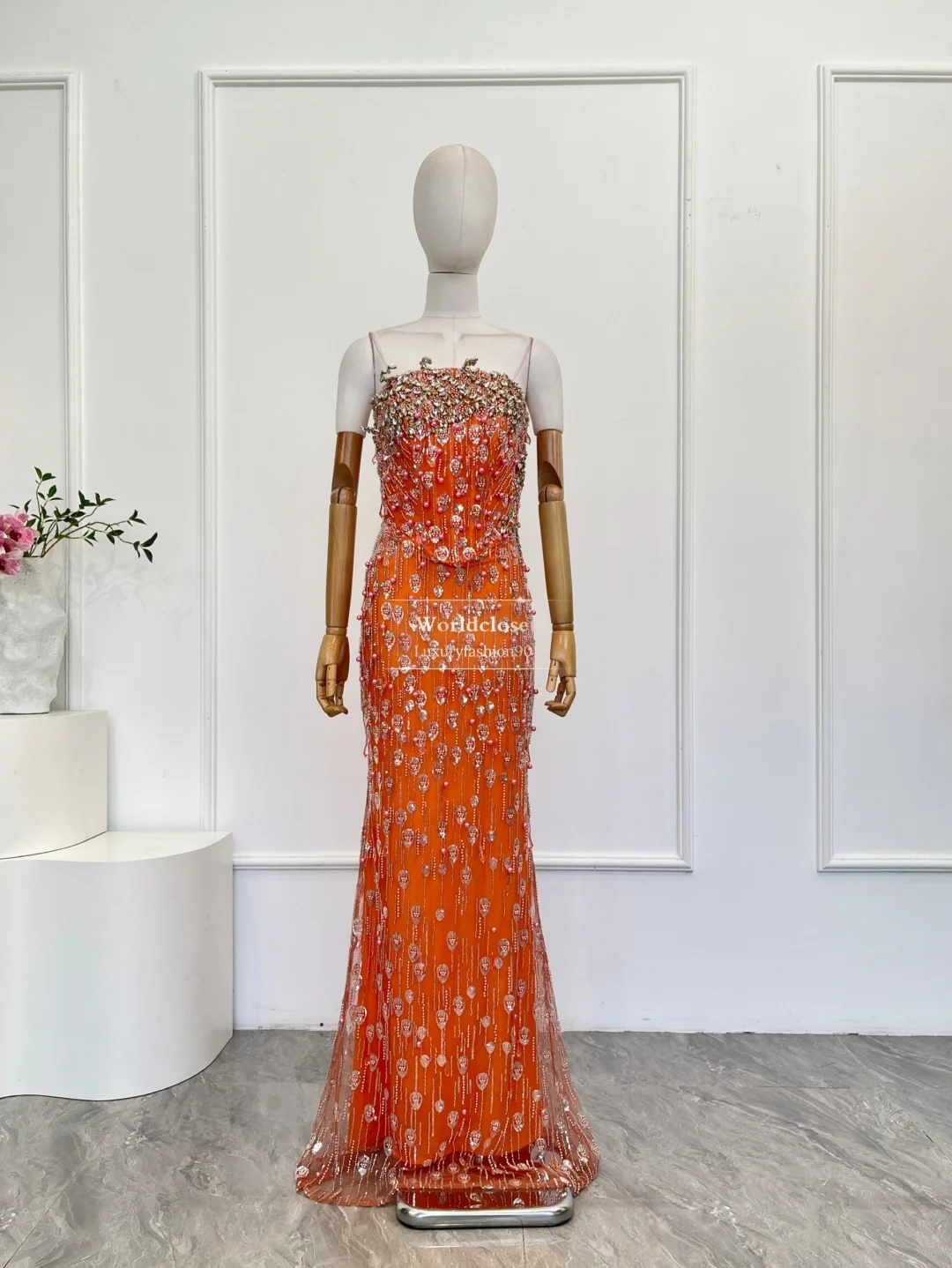 

Orange Sequins Beading Sleeveless Backless Tube Maxi Dresses for Party