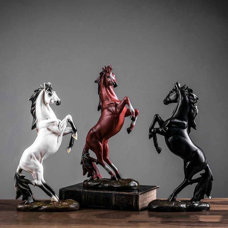 European Style  Horse Sculpture Resin Animal Statue  Decoration Souvenir  Gift  Living Room Office Study Desktop Decoration